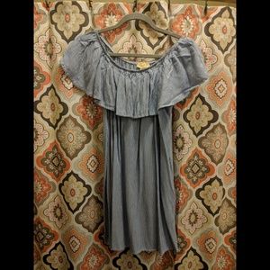 Over the shoulder dress